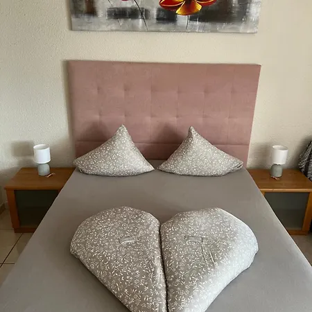 Vlasta Port Royal Cristianos Apartment
