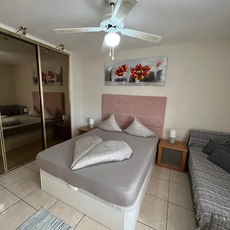 Vlasta Port Royal Cristianos Apartment Los Cristianos (Tenerife)