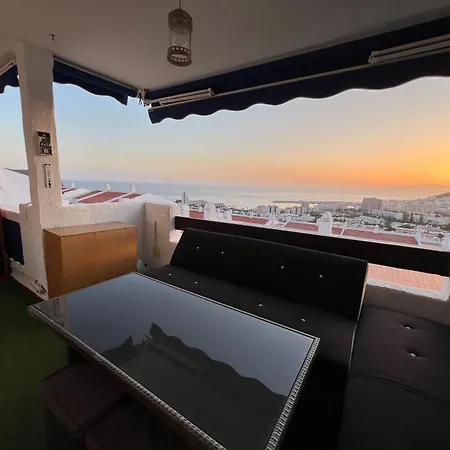 Vlasta Port Royal Cristianos Apartment